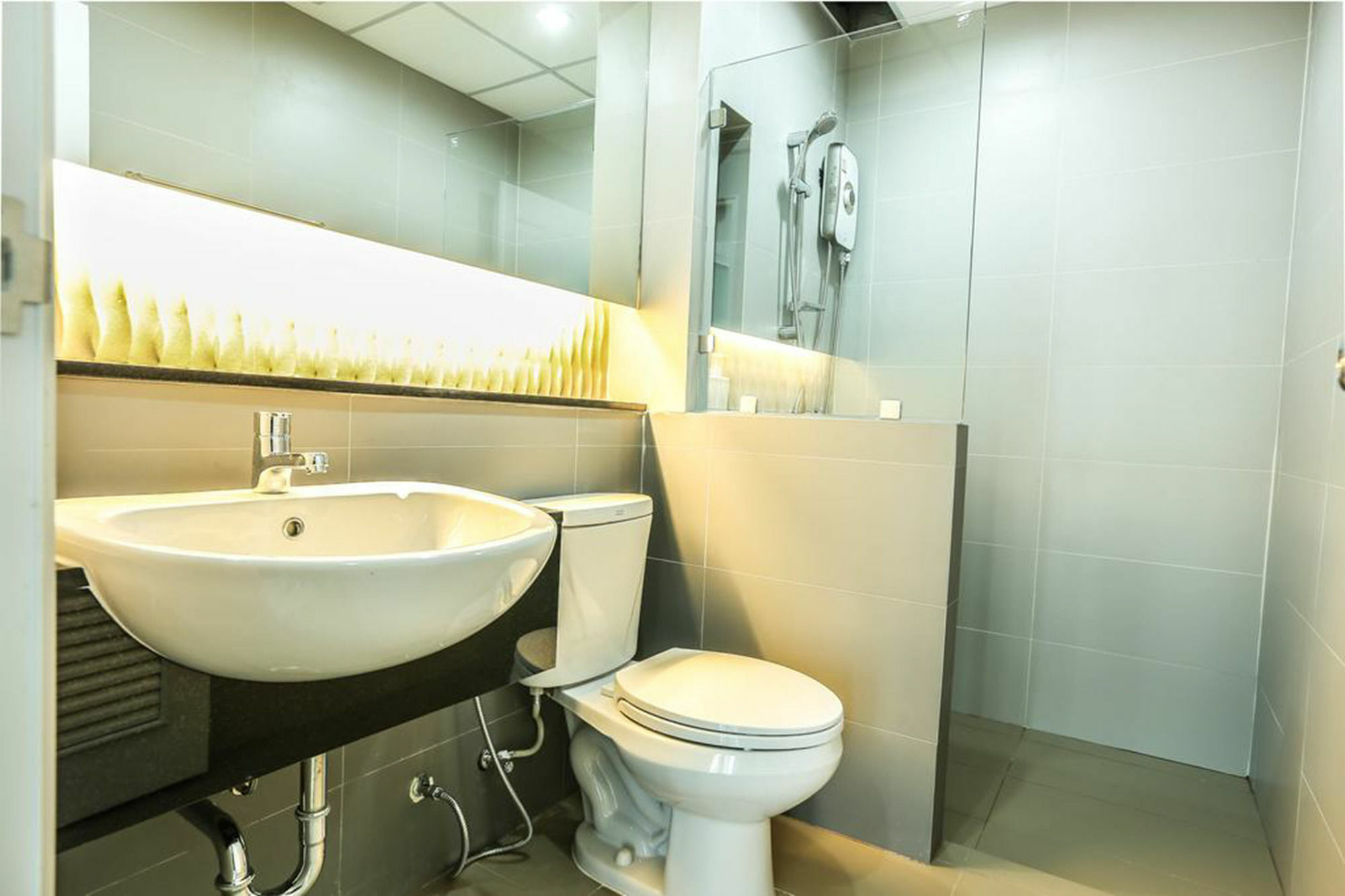 Central Place Serviced Apartment Angsila Chonburi Ngoại thất bức ảnh