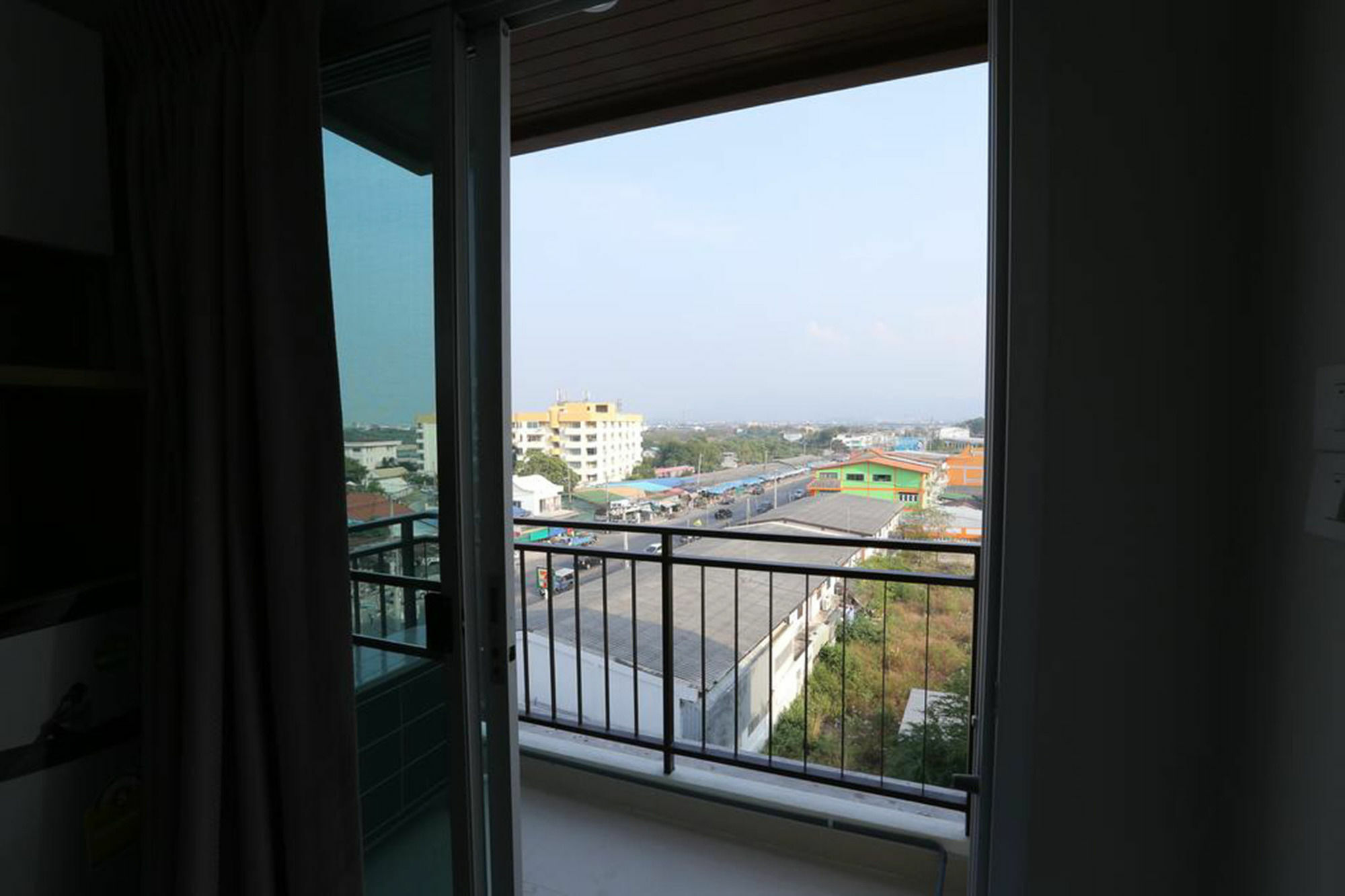 Central Place Serviced Apartment Angsila Chonburi Ngoại thất bức ảnh