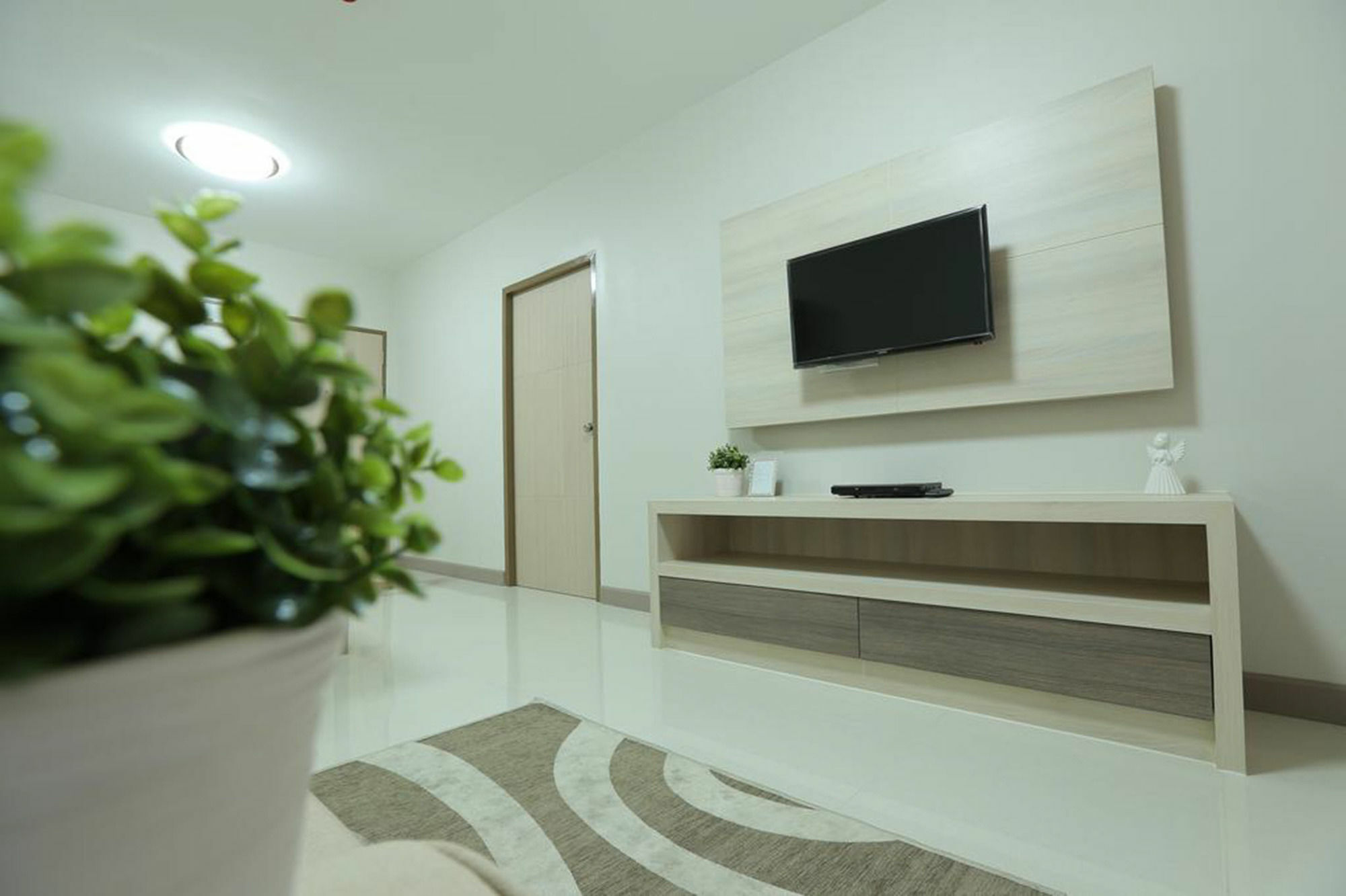 Central Place Serviced Apartment Angsila Chonburi Ngoại thất bức ảnh